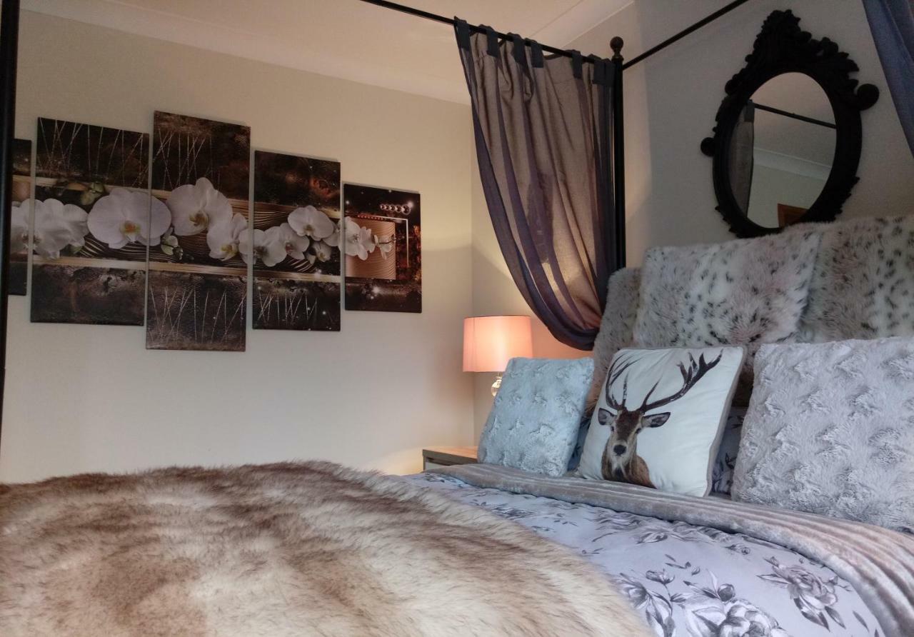 פורפאר One Strathview B&B מראה חיצוני תמונה